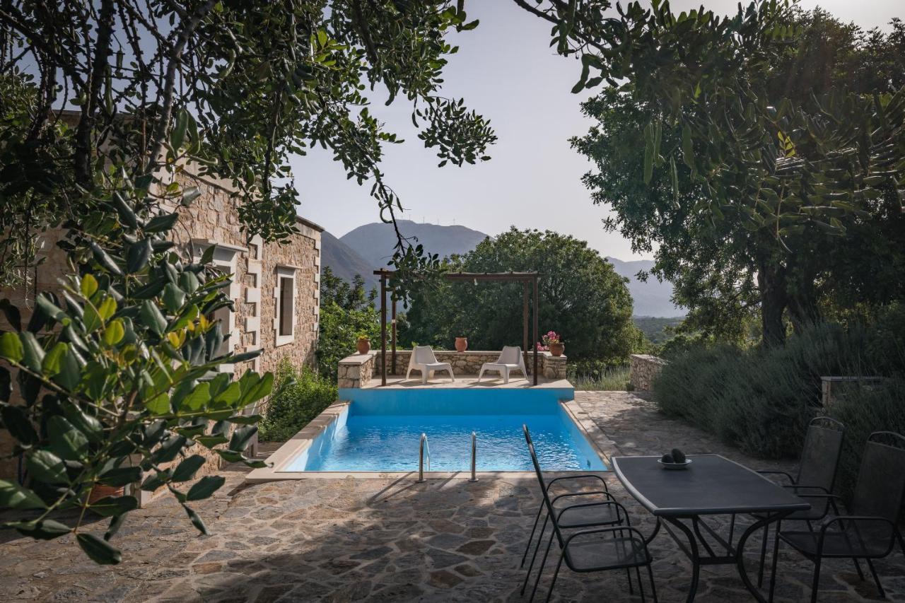 Koules Estate, With Private Pools & Bbq - Embracing Nature, By Thinkvilla Argouli Dış mekan fotoğraf