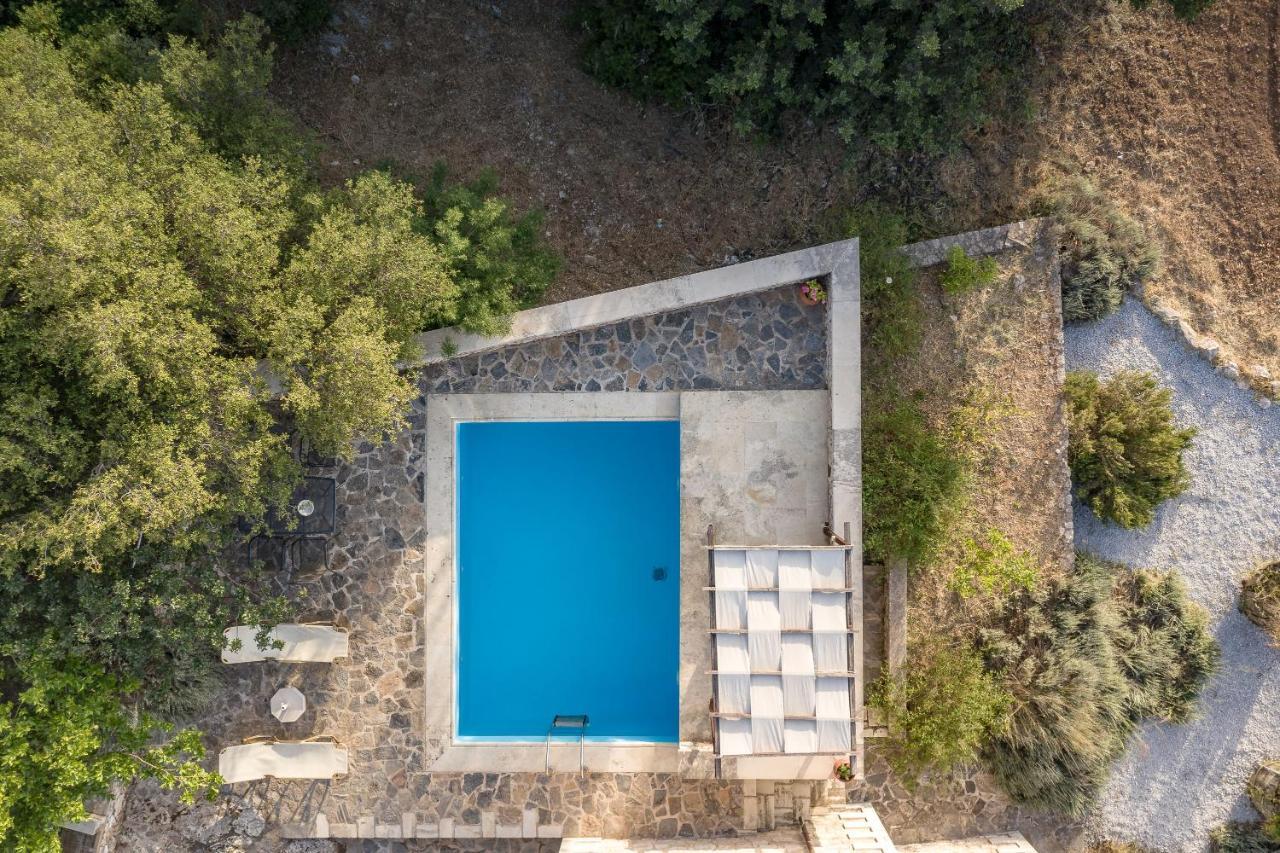 Koules Estate, With Private Pools & Bbq - Embracing Nature, By Thinkvilla Argouli Dış mekan fotoğraf